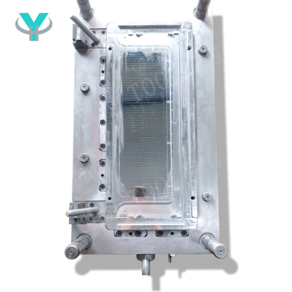 Precision Injection Mold for Robots